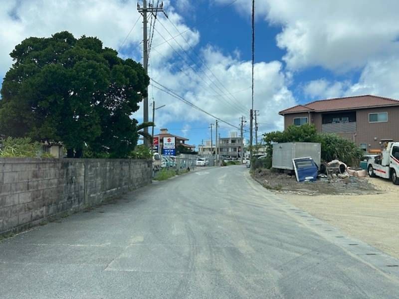 211.2 sqm Land for Sale in Yone, Tomigusuku, Okinawa - Thumbnail 4