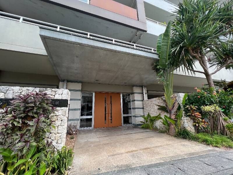 3LDK Apartment for Rent in Naha, Okinawa with 2 Free Parking - Thumbnail 4