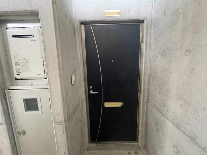 1LDK Apartment with Loft & Free Internet near University of Ryukyus - Thumbnail 2