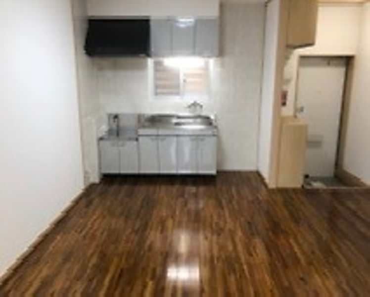 Maison Izumihara No. 2 Rental Apartment in Naha, Okinawa - Thumbnail 4