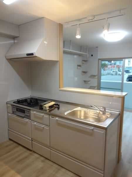 Cat-Friendly 1LDK Apartment for Rent in Nakagusuku Village, Okinawa - Thumbnail 4