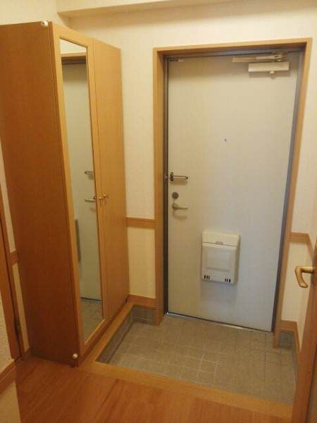 1LDK Rental Apartment in Ginowan, Okinawa with Online Contract - Thumbnail 3