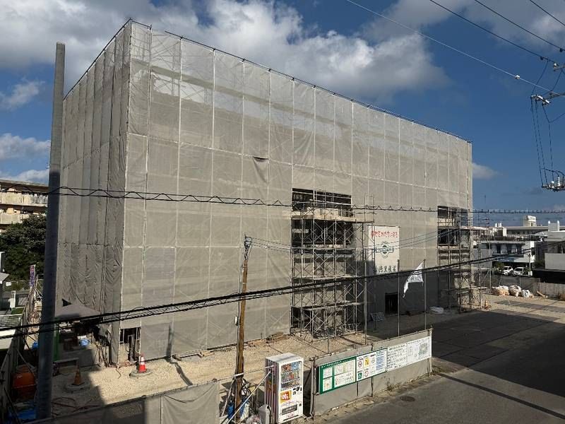 New Pet-Friendly 2LDK Apartment for Rent in Okinawa City - Thumbnail 3