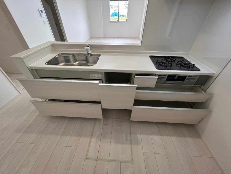 New 3LDK House in Uruma City, Okinawa - 2025 Completion - Thumbnail 2
