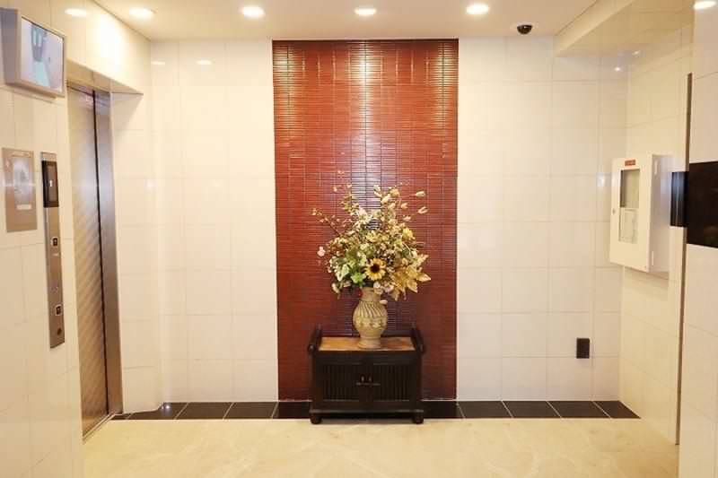 1R Studio Apartment for Rent in Naha, Okinawa with Zero Deposit - Thumbnail 3