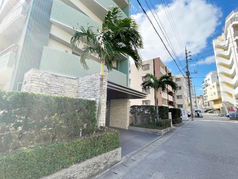 3LDK Apartment for Sale near Omoromachi Station, Naha - Thumbnail 4