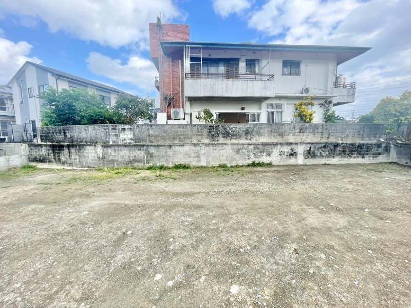 Land for Sale in Ganezu, Ginowan City, Okinawa - 43 Tsubo Plot - Thumbnail 4