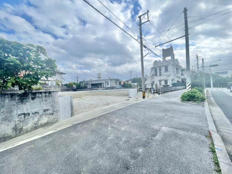 Land for Sale in Ganezu, Ginowan City, Okinawa - 43 Tsubo Plot - Thumbnail 2