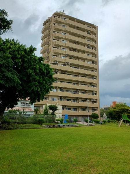 Renovated 3LDK Apartment near Kokusai-dori, Naha - Image 1