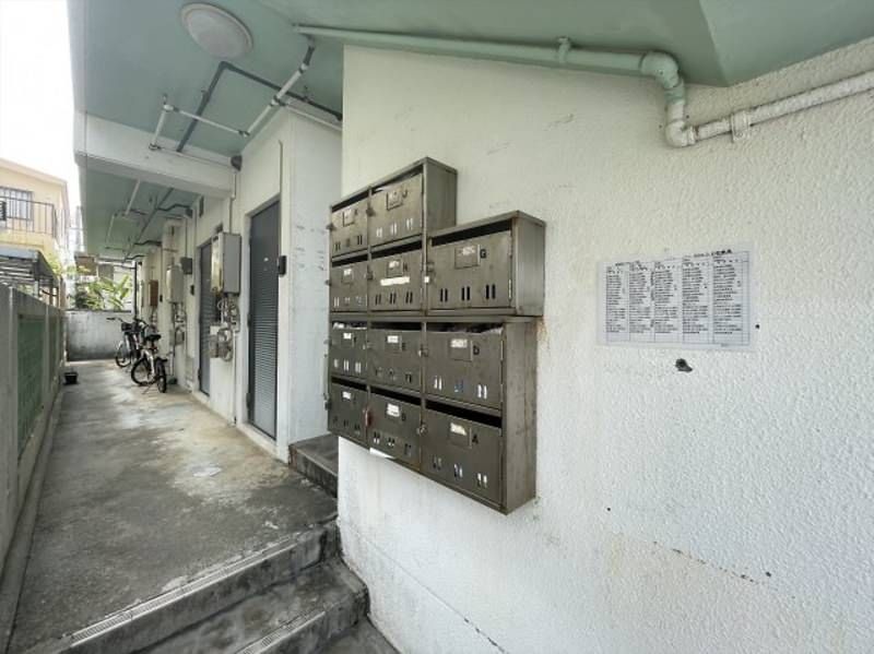 Co-op Ginowan Pet-Friendly 1R Apartment for Rent in Okinawa - Thumbnail 3
