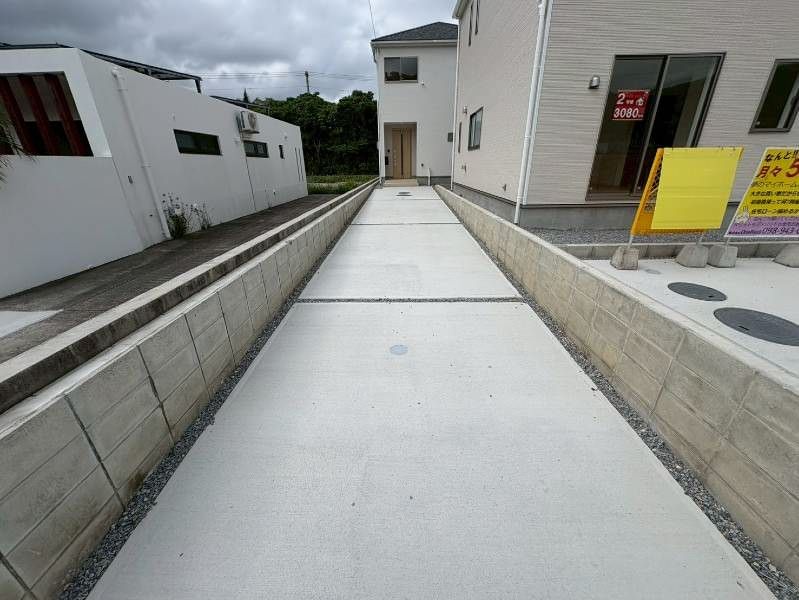 New 3LDK RC House for Sale in Nanjo City, Okinawa - Thumbnail 2
