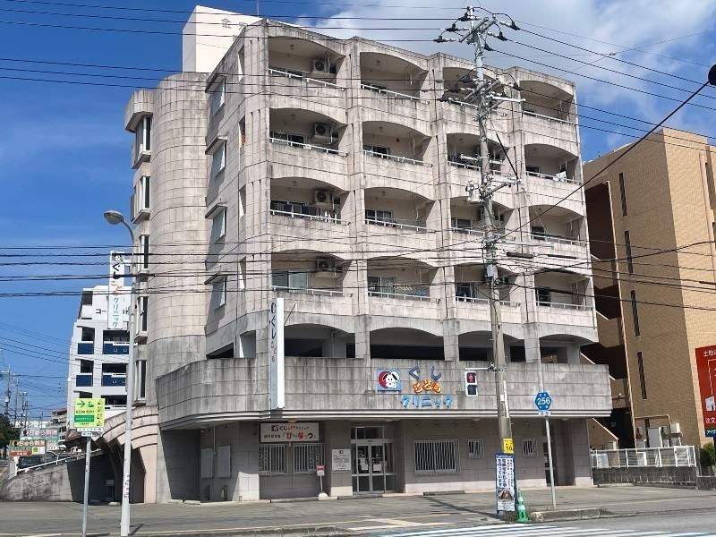 1K Apartment for Rent in Tomigusuku, Okinawa - 30.96 sqm - Thumbnail 2