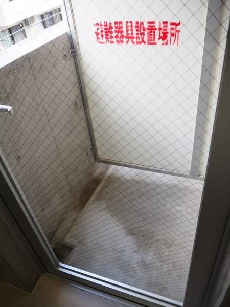 1K Apartment for Rent in Higashimachi, Naha City, Okinawa - Thumbnail 2