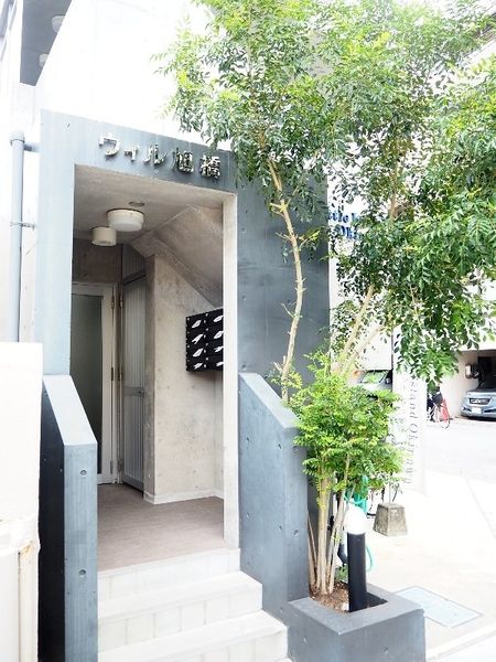 1K Apartment for Rent in Higashimachi, Naha City, Okinawa - Thumbnail 3