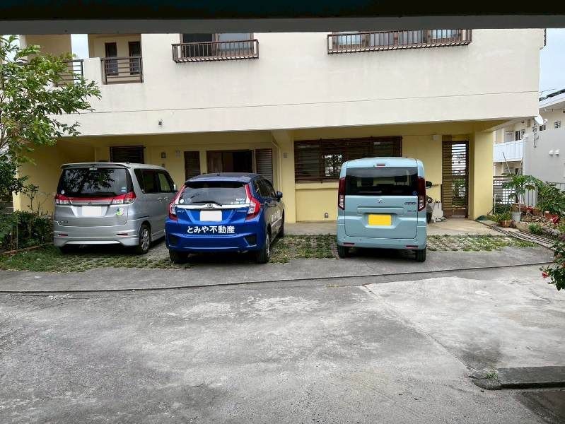 Modern 2LDK Apartment for Rent in Ginowan City, Okinawa - Thumbnail 2