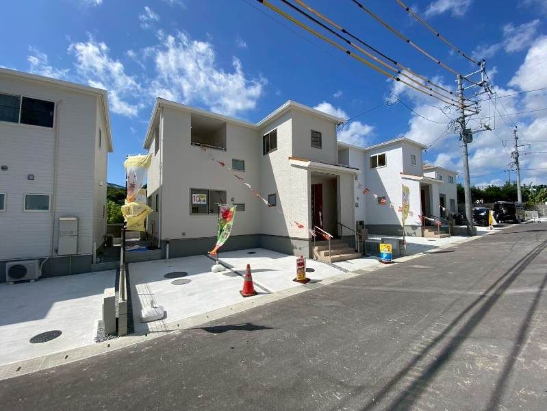 New 4LDK House for Sale in Yaese Town, Okinawa - Thumbnail 4
