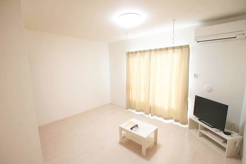 Furnished 1K Apartment for Rent in Uruma, Okinawa - No Security Deposit - Thumbnail 3