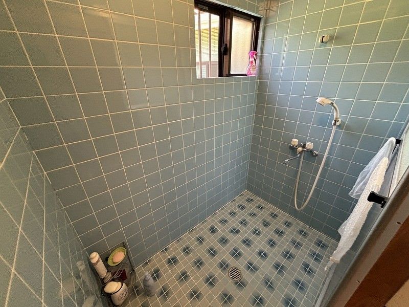 Onna Village 2LDK House with Garden for Sale in Okinawa - Thumbnail 2