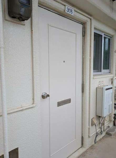 1K Apartment for Rent in Urasoe, Okinawa - 16 sqm - Thumbnail 4