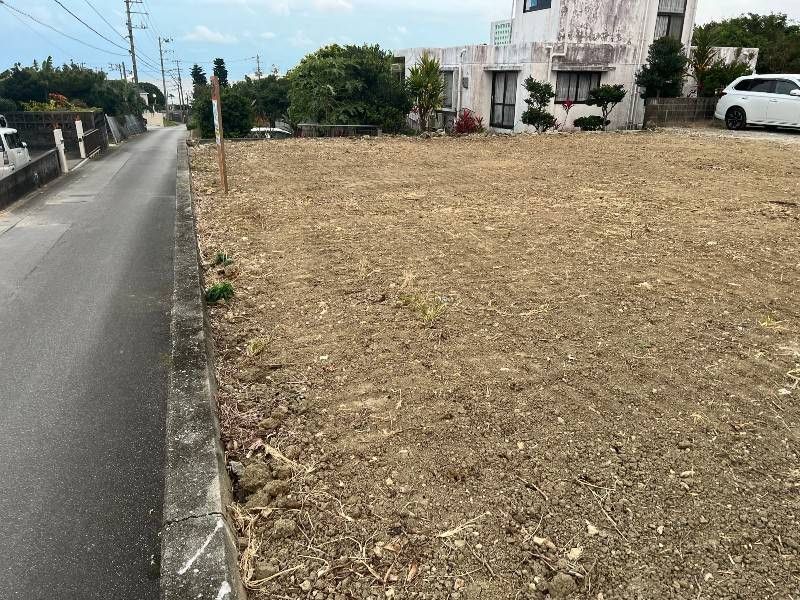 Land for Sale in Minatogawa, Yaese Town, Okinawa - 273 sqm - Thumbnail 2