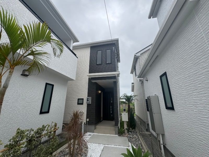 New 3LDK House in Gaja, Nishihara Town, Okinawa for Sale - Thumbnail 2