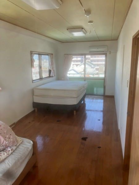 3LDK Pet-Friendly Apartment for Rent in Awase, Okinawa City - Thumbnail 4