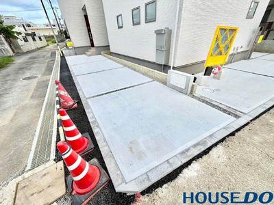 Modern 2LDK House in Kadena Town with Dual Parking — Image 1, Kadena, Okinawa