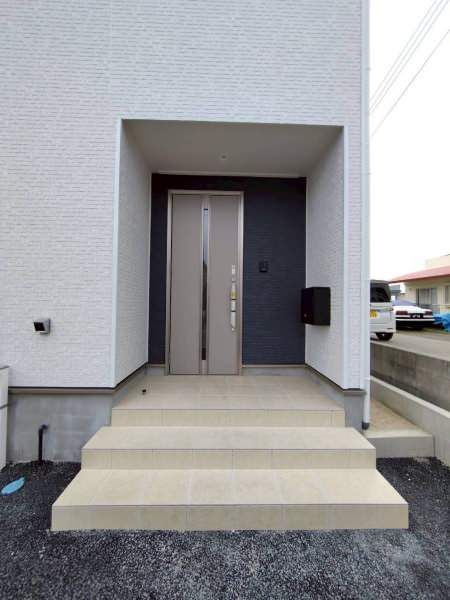 New 4LDK House for Sale in Uruma City, Okinawa - Thumbnail 3