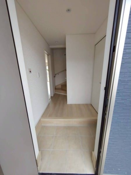 New 4LDK House for Sale in Uruma City, Okinawa - Thumbnail 4