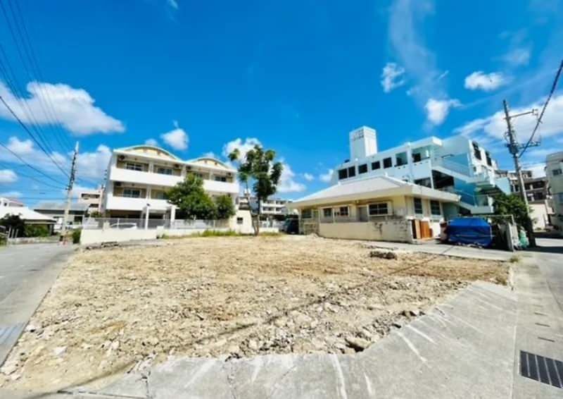 Land for Sale in Makabi, Naha - 168.39 sqm Corner Lot - Thumbnail 2