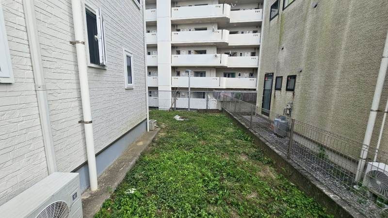 2016 3LDK House with Loft and Solar Income in Okinawa City - Thumbnail 3