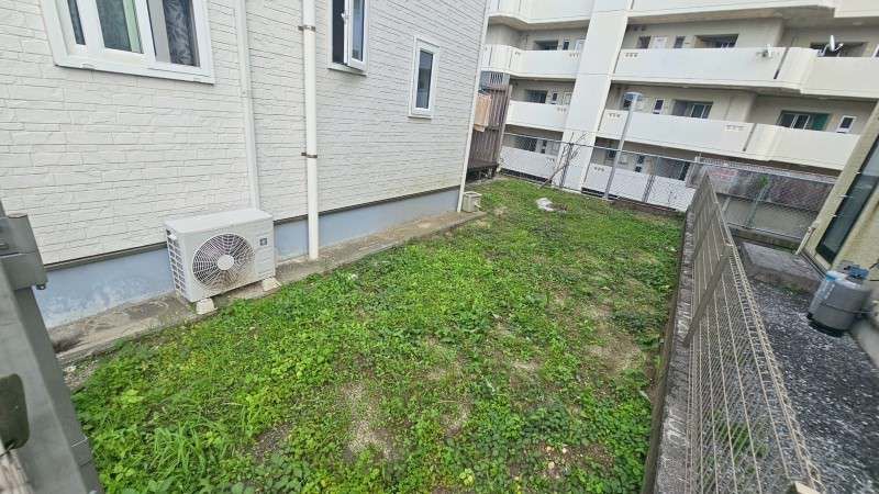 2016 3LDK House with Loft and Solar Income in Okinawa City - Thumbnail 4