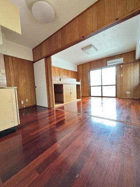 1K Apartment for Rent in Itoman, Okinawa - 34.7 sqm - Thumbnail 2