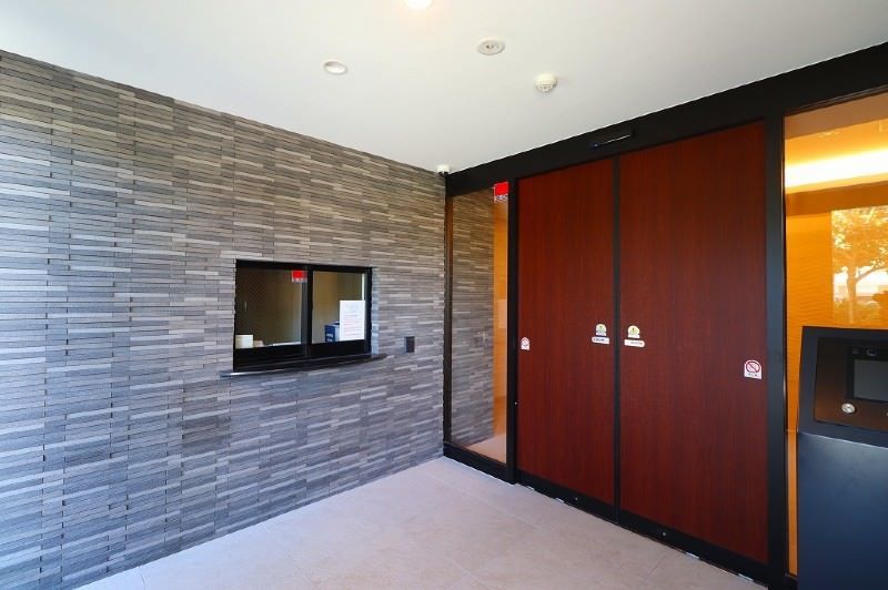 3LDK Apartment for Sale in Naha Uenoya with Pet Consideration - Image 1