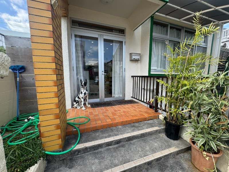 Pet-Friendly 3LDK House for Rent in Okinawa City - Thumbnail 4