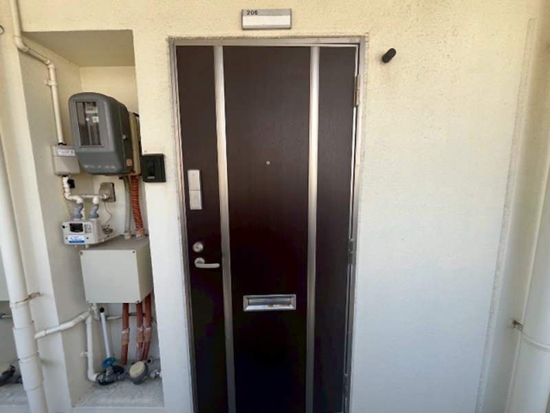 1K Apartment for Rent in Urasoe, Okinawa with Free Internet - Thumbnail 4