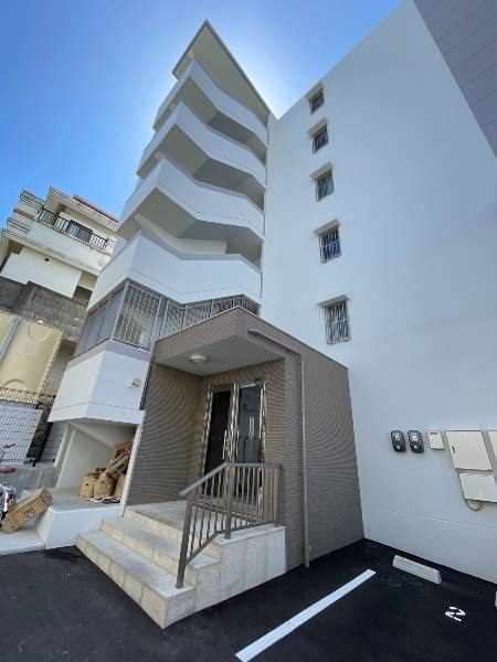 1LDK Apartment for Rent in Takara, Naha, Okinawa - Thumbnail 2