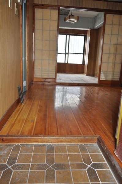 2K Apartment for Rent in Tsuji, Naha City, Okinawa - Thumbnail 2