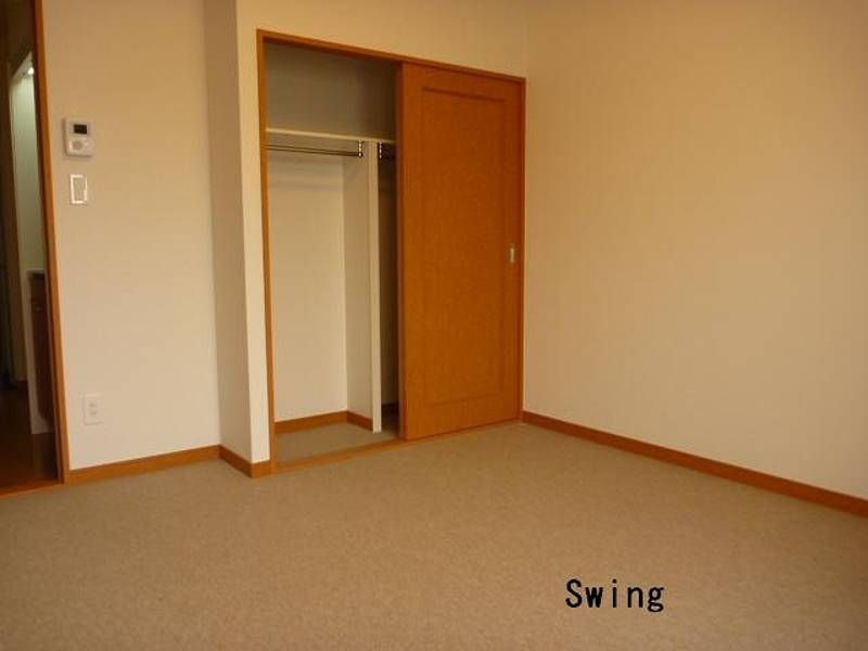 Leopalace Kume II 1K Apartment for Rent in Naha, Okinawa - Thumbnail 4