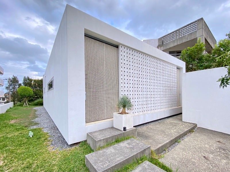 Spacious 1LDK House with Design Storage in Onna Village, Okinawa - Thumbnail 2