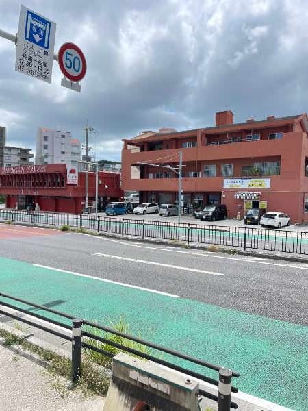 Top-Floor 3LDK Apartment with Ocean View in Ginowan, Okinawa - Thumbnail 4