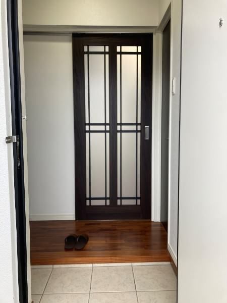 2LDK Apartment for Rent in Tomigusuku, Okinawa - Thumbnail 4