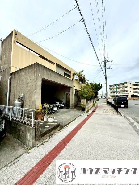 Corner Plot Land for Sale in Tsukazan, Haebaru Town, Okinawa - Thumbnail 2