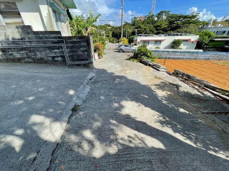 Ocean View 4LDK House with Rental Income in Yomitan, Okinawa - Thumbnail 3