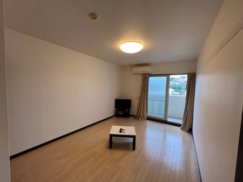 Furnished 1K Apartment for Rent in Nakagusuku Village, Okinawa - Thumbnail 4