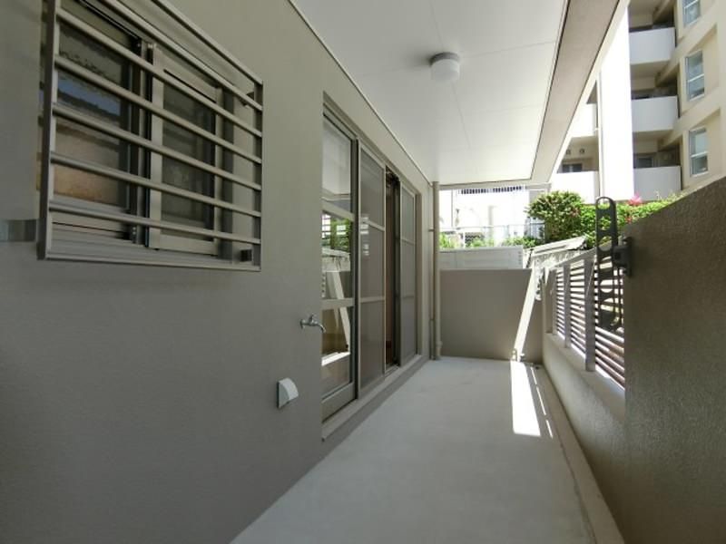 2LDK Apartment for Rent in Takara, Naha, Okinawa - Thumbnail 3