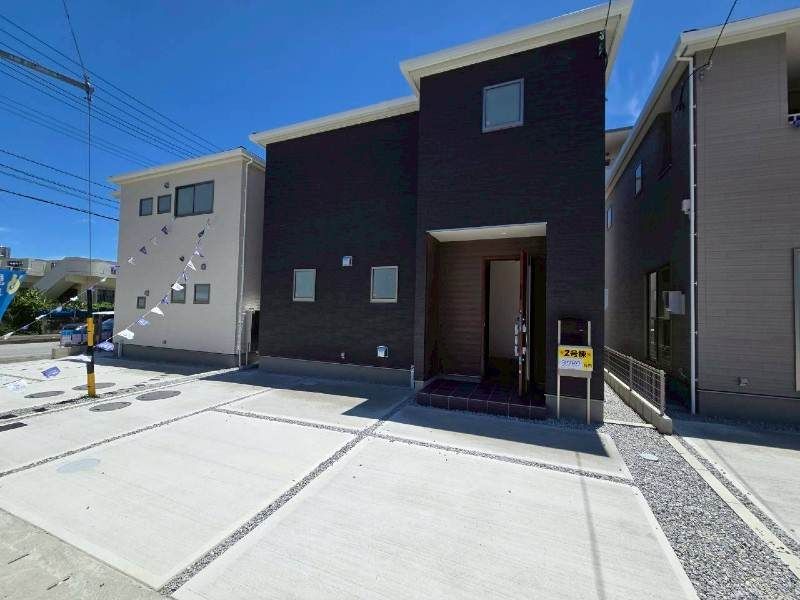 New 3LDK House for Sale in Uruma, Okinawa - 108.47 sqm - Thumbnail 2