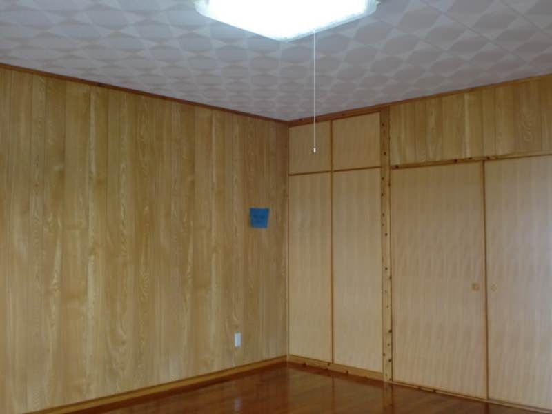 Mikaru Apartment: 1DK with Free Wi-Fi in Ginowan, Okinawa - Thumbnail 3