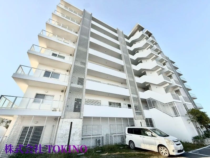 3LDK Sea-View Apartment for Sale in Motobu, Okinawa - Thumbnail 2