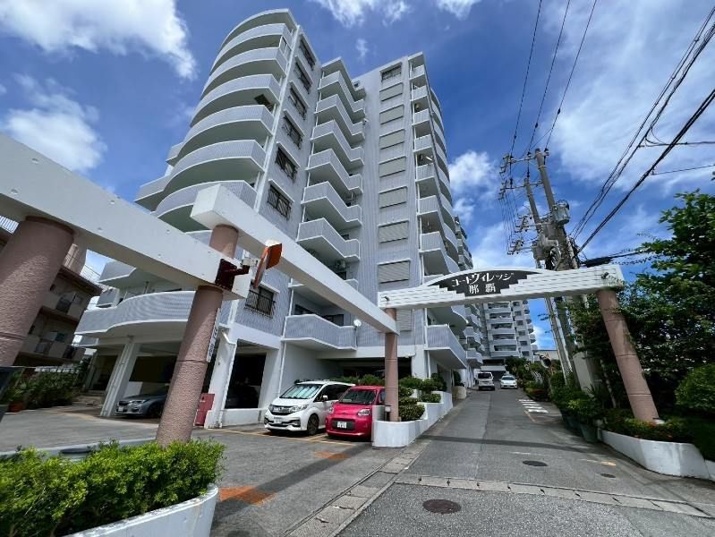 Renovated 3LDK Apartment in Court Village Naha, Okinawa - Thumbnail 2